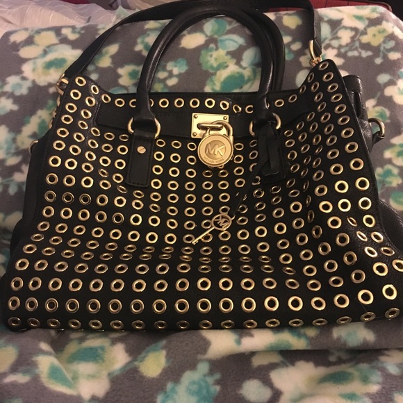 Authentic Michael kors hand bag. - Picture 1 of 8